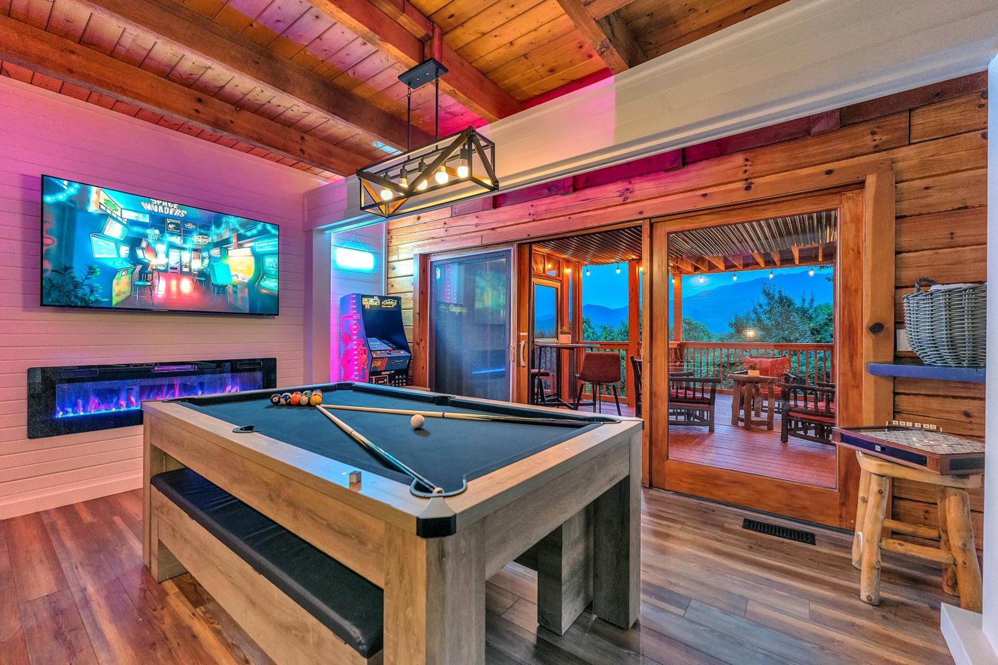 Family Chalet With Sauna, Hottub, Heavenly Views! Mins To Downtown! Gatlinburg Eksteriør billede