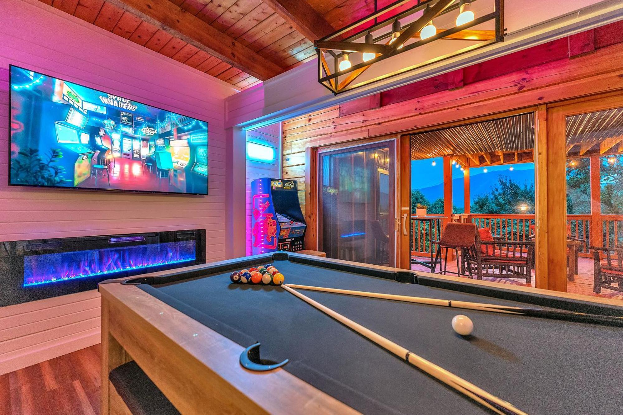 Family Chalet With Sauna, Hottub, Heavenly Views! Mins To Downtown! Gatlinburg Eksteriør billede