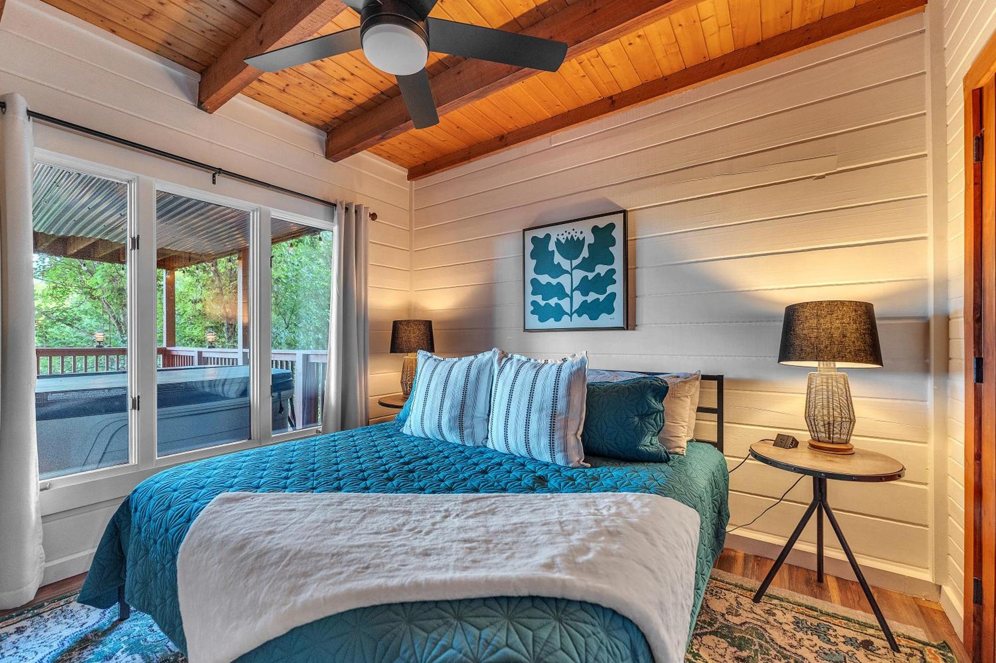 Family Chalet With Sauna, Hottub, Heavenly Views! Mins To Downtown! Gatlinburg Eksteriør billede