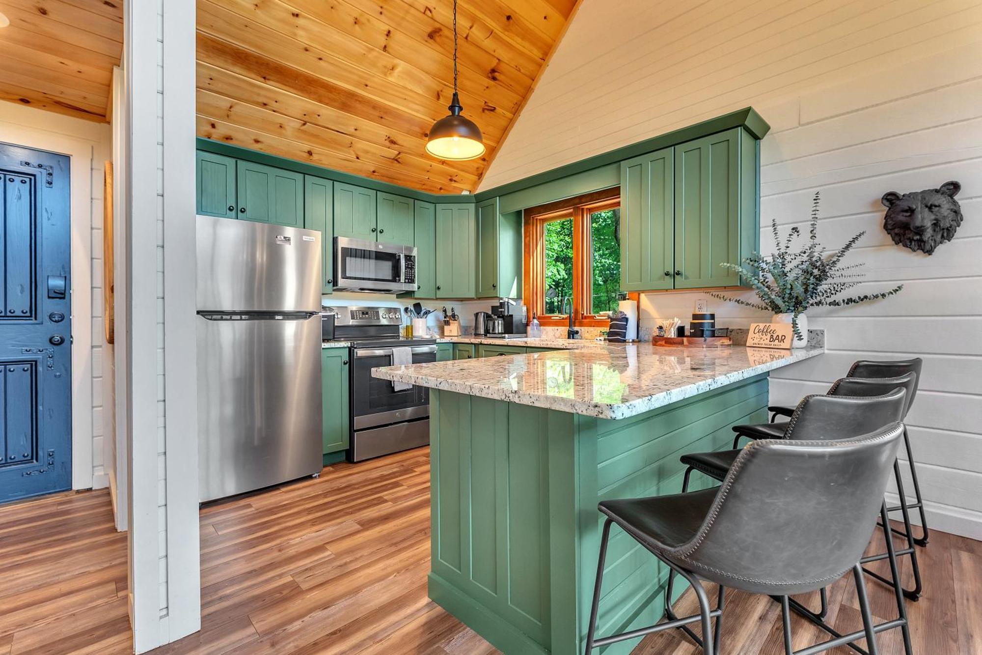 Family Chalet With Sauna, Hottub, Heavenly Views! Mins To Downtown! Gatlinburg Eksteriør billede