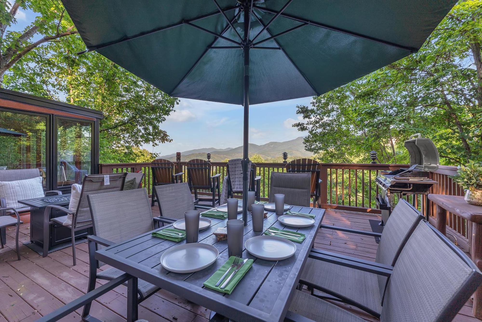 Family Chalet With Sauna, Hottub, Heavenly Views! Mins To Downtown! Gatlinburg Eksteriør billede